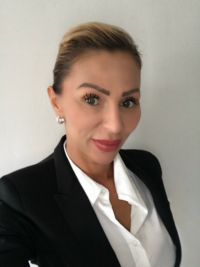 Morena Manuela, Gründerin von megaGLANZ